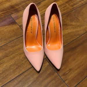 Peachy Suede thin heel